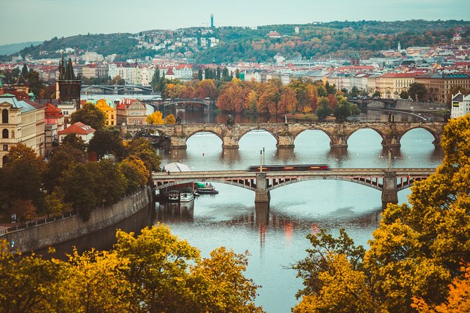 Private Transfer From Berlin To Prague, 2 Hours For Sightseeing - Key Points