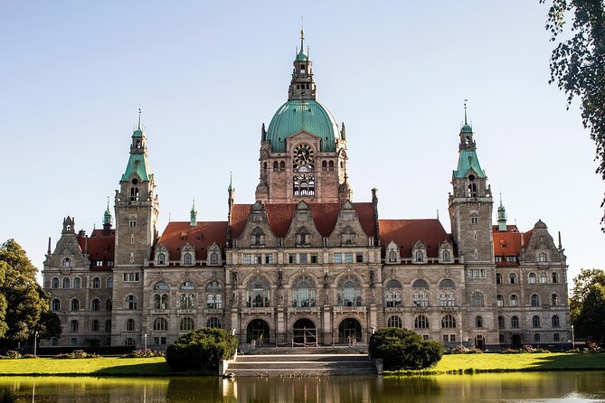 Private Transfer From Hamburg to Hannover, English Speaking Driver - Key Points