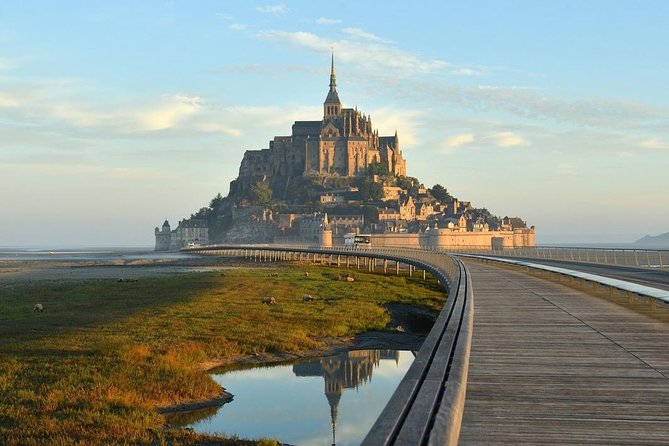 Private Transfer From Paris to Mont Saint-Michel - up to 7 People - Service Details