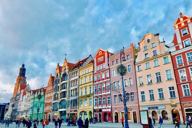 Private Transfer From Prague City to Wroclaw (Wro) Airport - Key Points