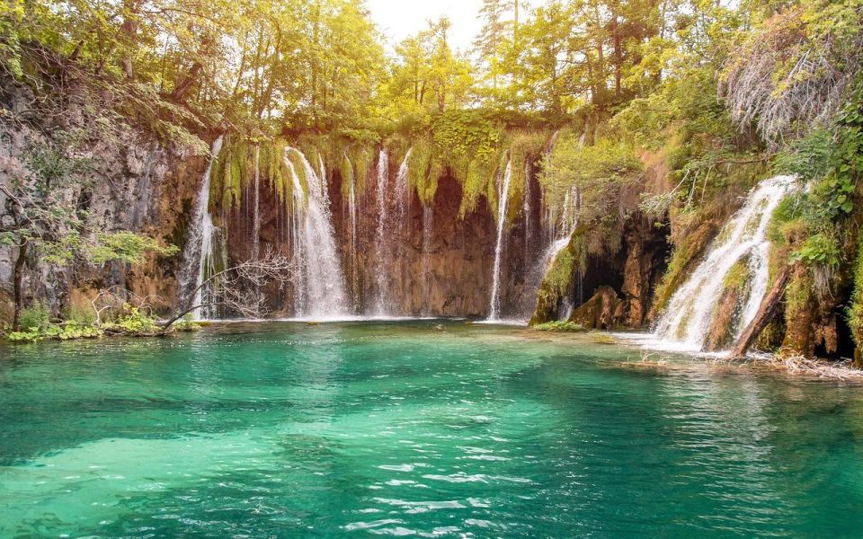 Private Transfer From Split to Zagreb With Stop at Plitvice - Key Points