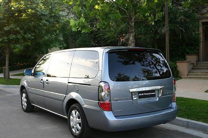 Private Transfer With Guide: Capital International Airport to Beijing Hotel