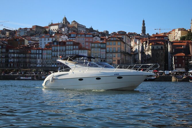 Private Yacht Cruise Over the Bridges of Porto - Key Points