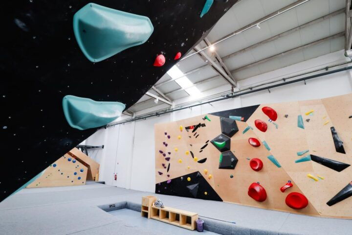 Proa Climbing Center: Indoor Climbing Gym Experience - Ticket Information