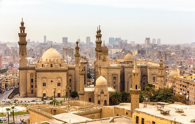 Professional Photo Shoot & Authentic Cairo Walking Tour - Key Points