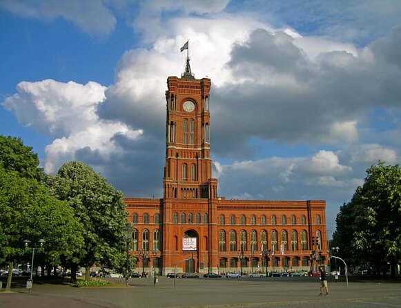 Protest and Resistance in Berlin Historical Walking Tour - Key Points