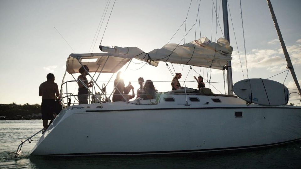 Puerto Aventuras: Private Sunset Sailing Tour - Key Points
