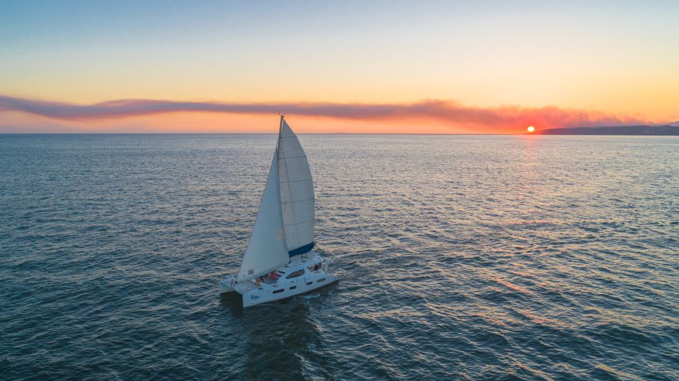 Puerto Vallarta: Bay of Banderas Luxury Sunset Sailing Tour - Key Points