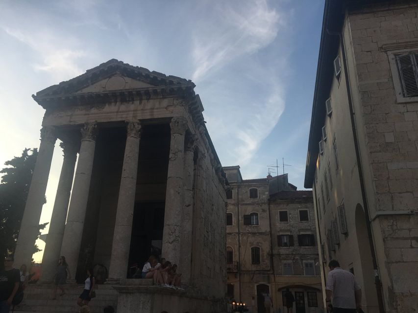 Pula Essentials Evening Tour - Key Points