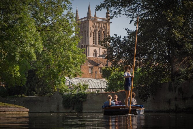 Punting Tour in Cambridge - Key Points