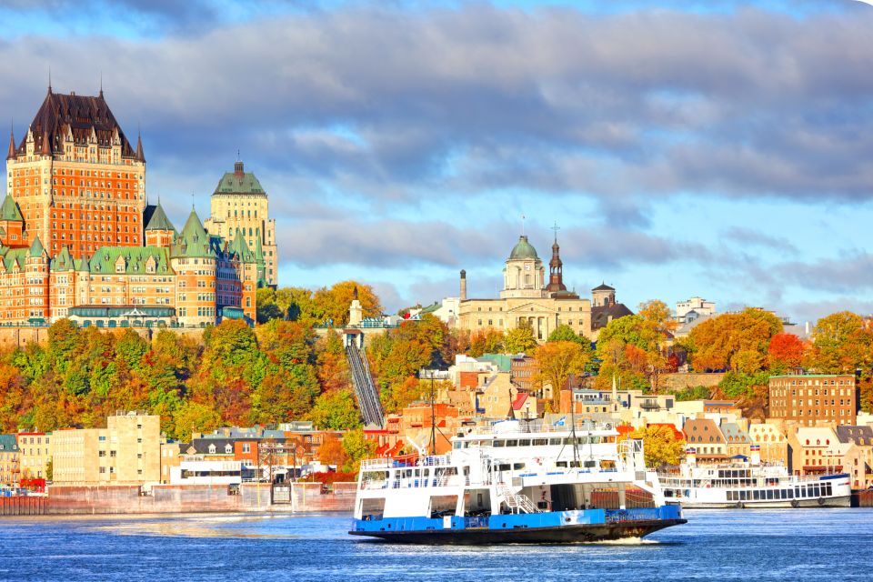 Quebec City: City Exploration Game and Tour - Key Points