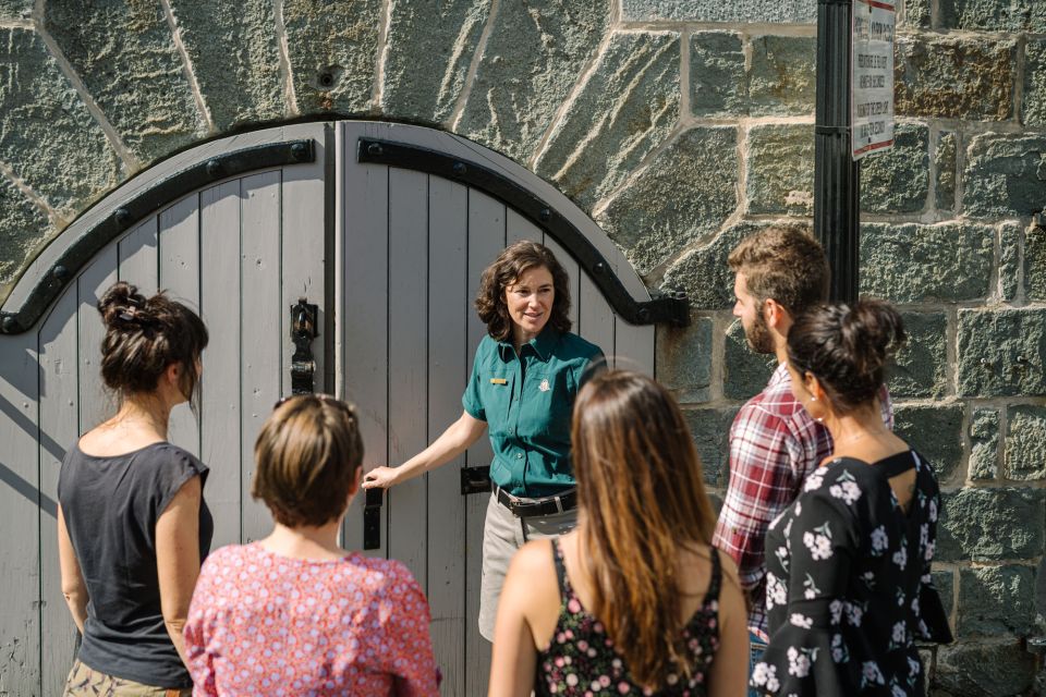 Québec: Fortifications of Old Québec Guided Walking Tour - Key Points