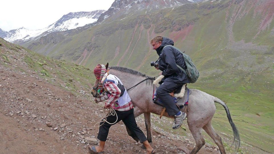 Rainbow Mountain Horseback Riding Tour Buffet Lunch - Key Points