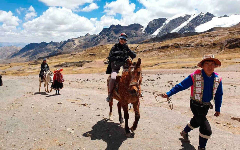 Rainbow Mountain on Horseback: Epic Journey /Private Service - Key Points