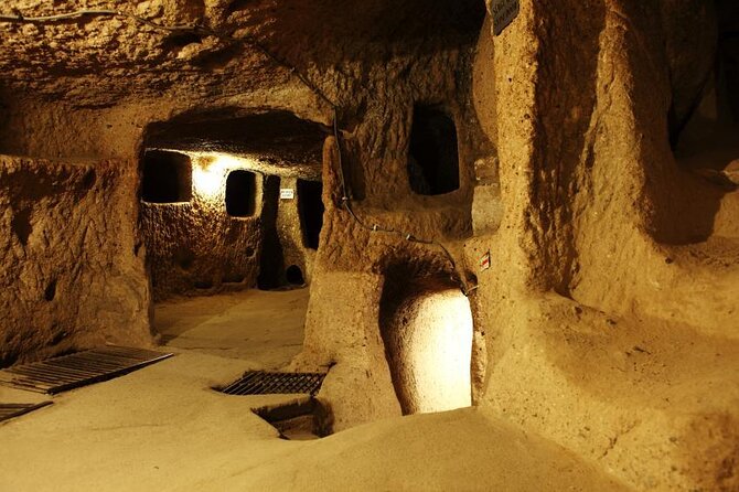 Red Tour and Kaymaklı Underground City With Lunch - Key Points