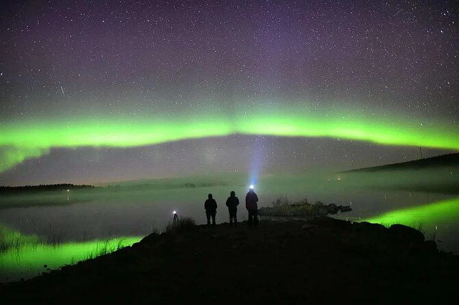 Reflections of the Northern Lights - Experience the Magical Dance