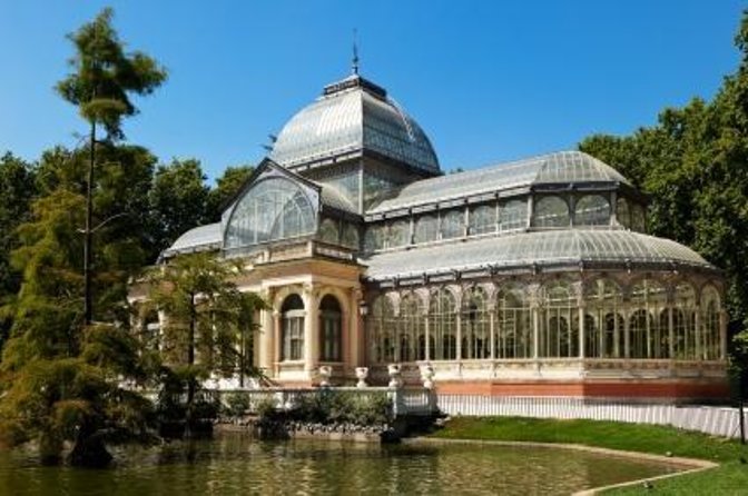 Retiro Park Bike Tour- Get Transported to the XVI Century - Key Points