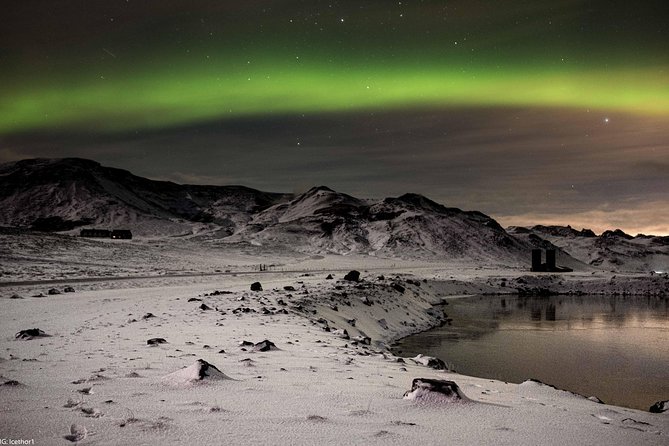 Reykjavik Small-Group Northern Lights Hunting Tour - Key Points