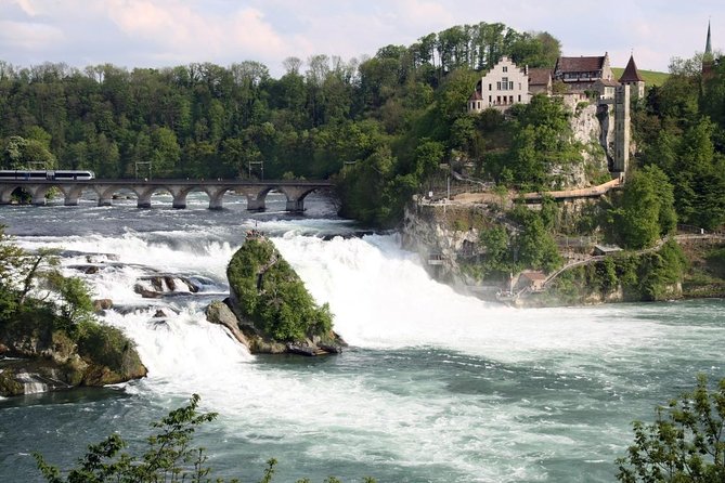 Rhine Falls Coach Tour From Zurich - Key Points