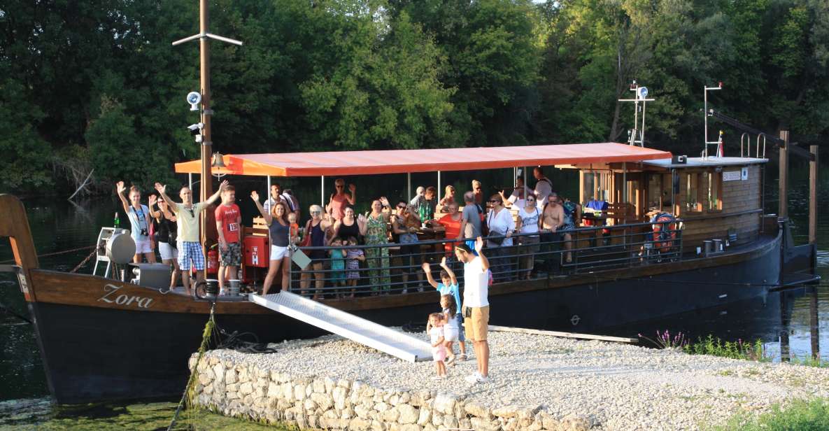 River Boat Tour in ŽItna LađA With Food and Drinks Tasting - Key Points