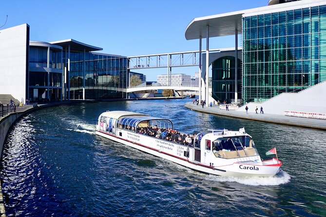 River Cruise With Tour Guide in Berlin. Hadynski - Key Points