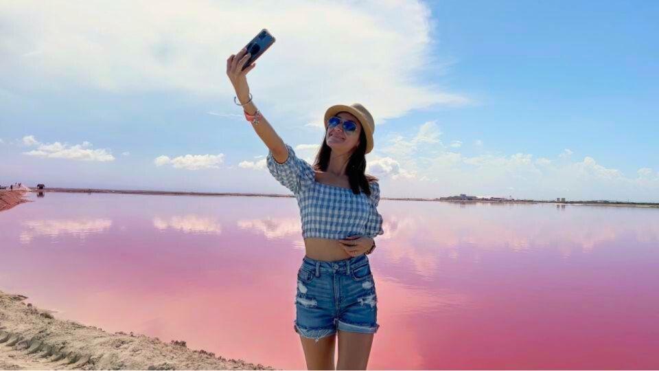 Riviera Maya: Rio Lagartos & Las Coloradas Day Trip W/Lunch - Key Points