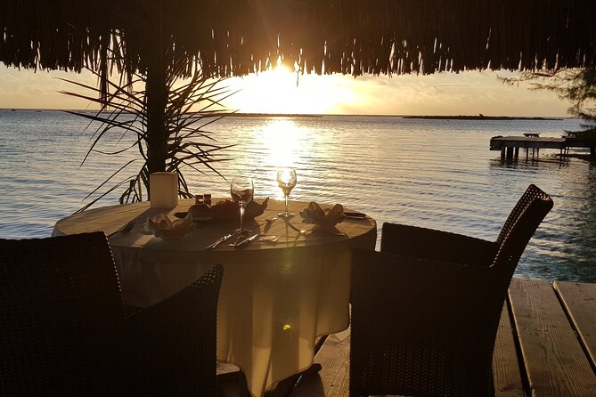 Romantic Private Sunset and Motu Dinner for Two - Key Points