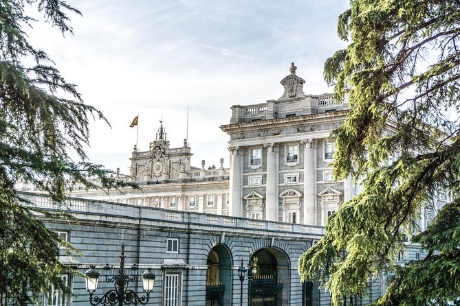 Royal Palace of Madrid Private Tour With Skip-The-Line Tickets - Tour Highlights