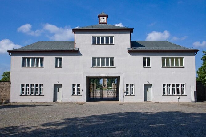 Sachsenhausen: Concentration Camp Memorial Private Tour - Key Points