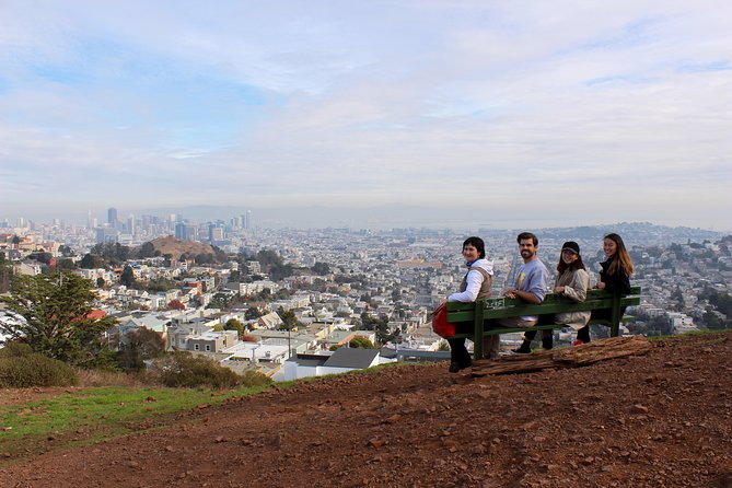 San Francisco Urban Hike: Castro and Twin Peaks - Meeting Point and Start Time