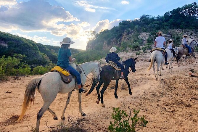 San Miguel De Allende Private Horseback Riding Tour - Key Points