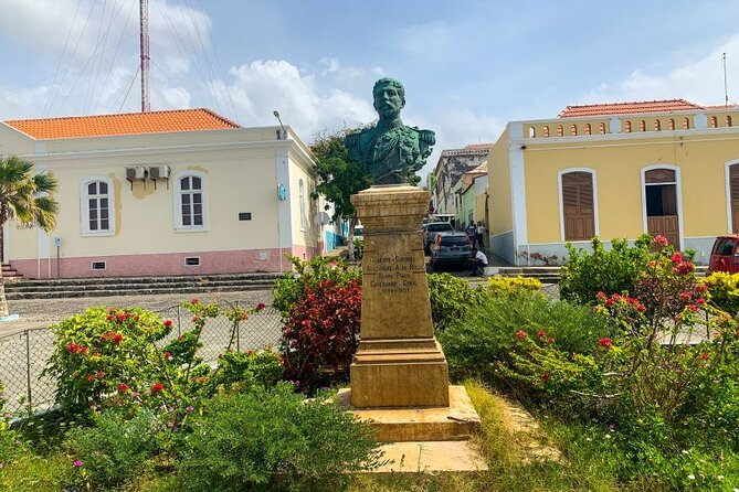 São Filipe Walking Tour of Historic Center and Market - Key Points