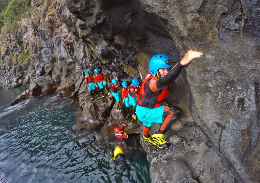 São Miguel: Coasteering Experience in Caloura - Key Points