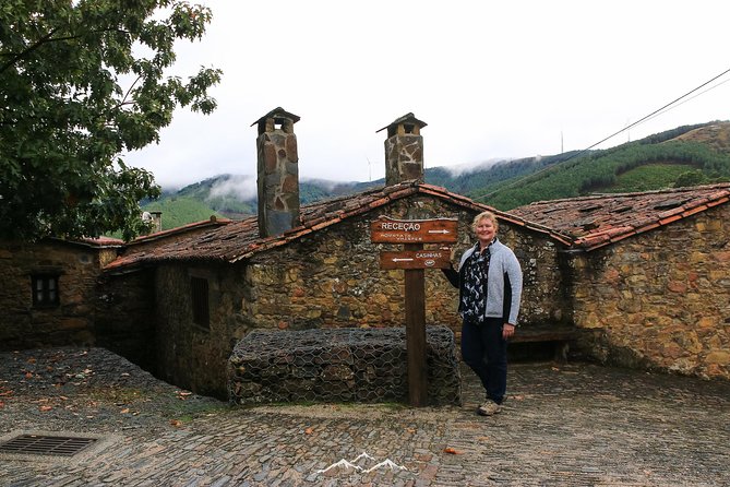 Schist Villages at Lousa Mountain - Key Points