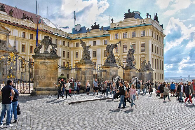 semi private experience of old town charles bridge and prague castle with local Semi Private Experience of Old Town, Charles Bridge and Prague Castle With Local