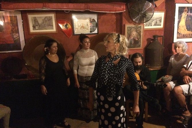 Seville Small-Group Evening Tapas Tour & Flamenco Performance - Key Points