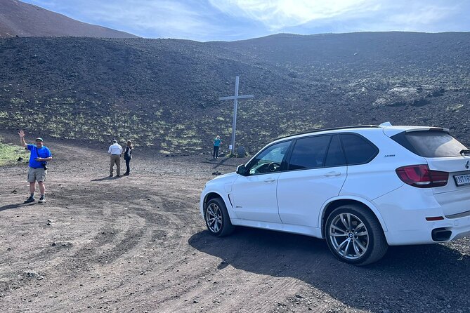 SHARED 2-Hours Drive With a Westman Islands Local in a BMW X5 - Key Points