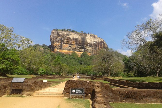 Sigiriya Day Tour - Dambulla Cave Temple - Key Points