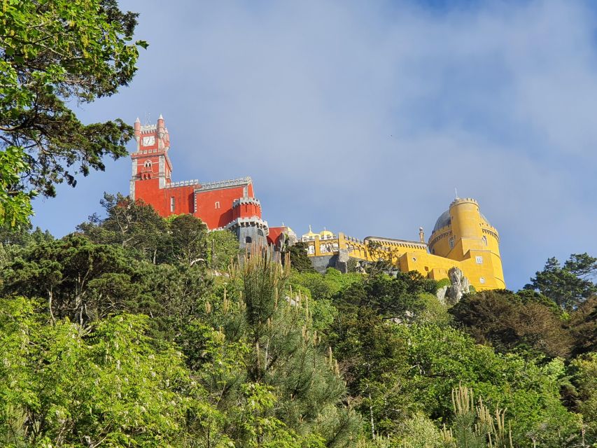 Sintra: Highlights Tour in Sintra on a Tuk Tuk - Key Points