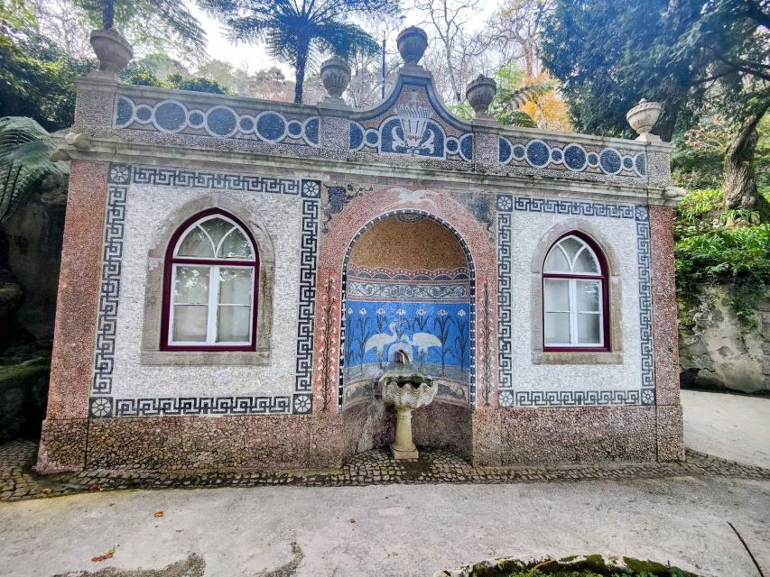 Sintra Private Tour: Regaleira and Biester Palace - Key Points