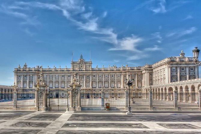 Skip-The-Line Palacio Real De Madrid & the Old City Guided Tour - Private Tour - Key Points