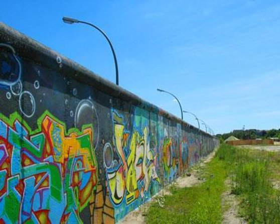 Small-Group Berlin Wall Bike Tour - Key Points