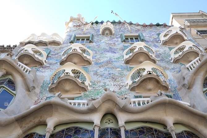 Small Group Modernism in Barcelona Walking Tour - Tour Overview