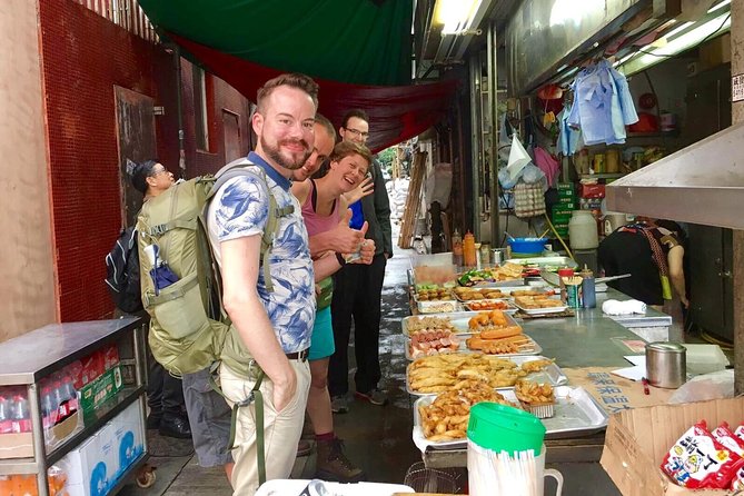 Small-Group Tour: Local Markets Hopper and Foodie in Hong Kong - Key Points