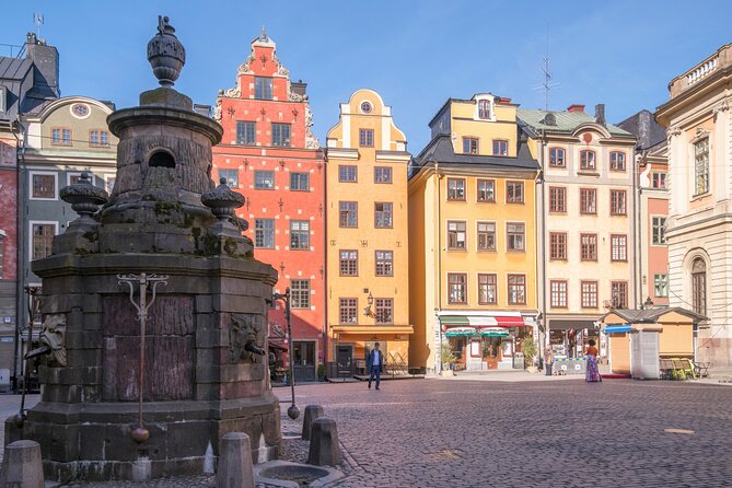 Snaps, Hygge and Nightlife Tour in Stockholm Old Town Bars - Tour Highlights