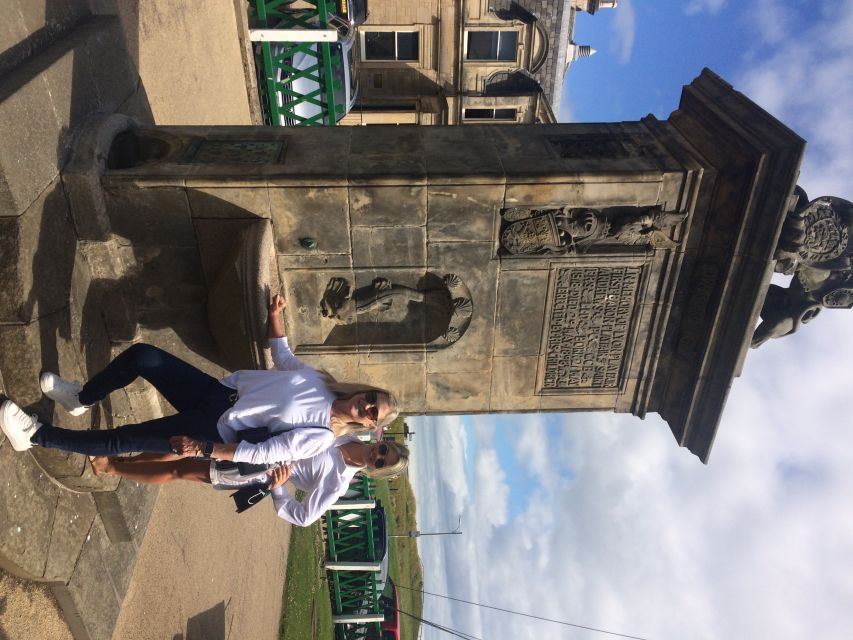 St Andrews: Private Guided Walking Tour for Future Students - Key Points