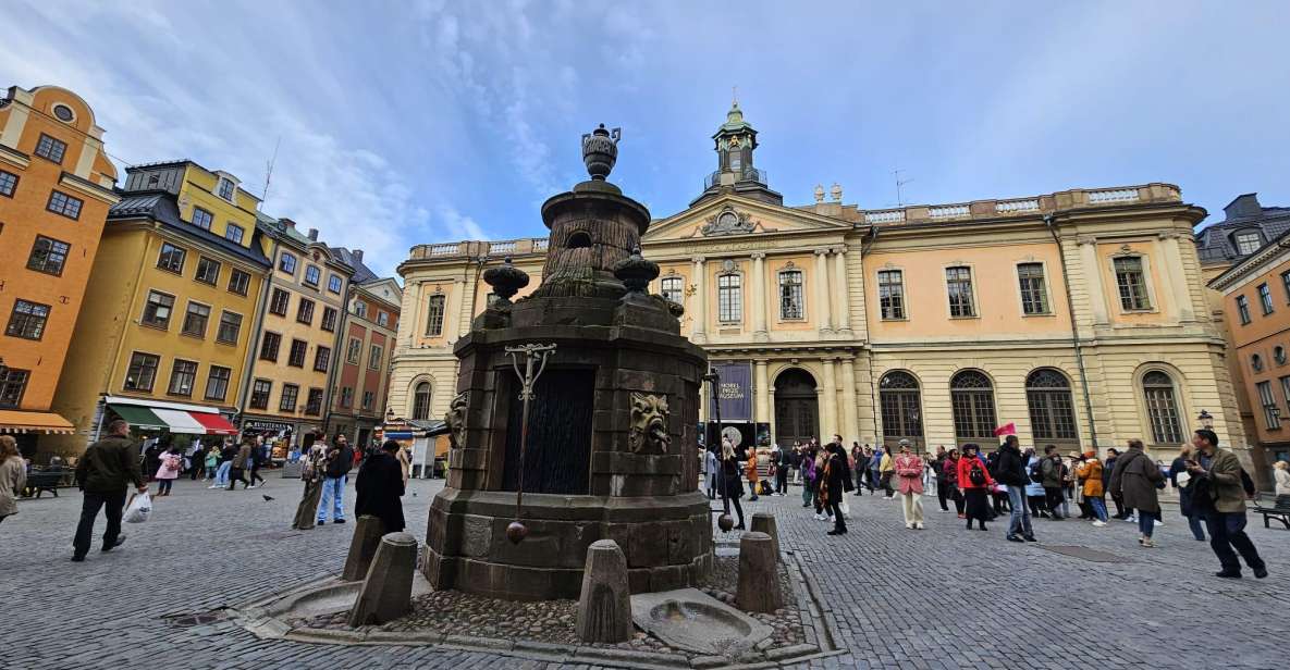 Stockholm: Gamla Stan Secrets and Old Town Walking Tour - Key Points