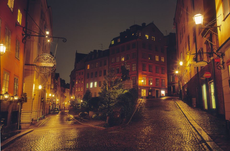 Stockholm: Old Town 2 Hour Guided Walking Tour, Historical - Key Points