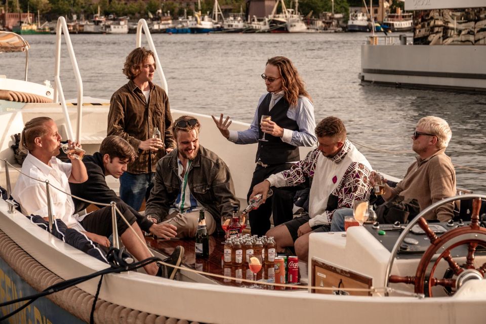 Stockholm: Private Electric Open Boat Ride