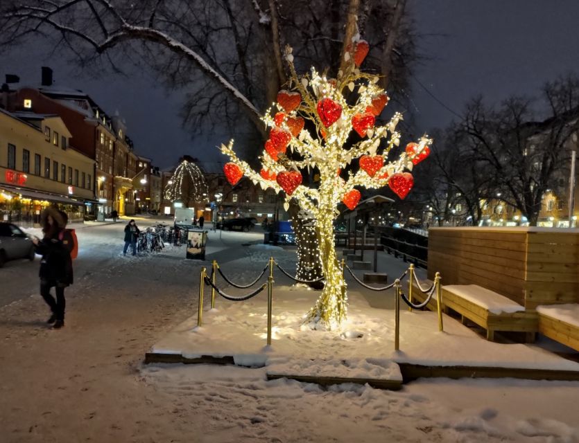 Stockholm: Private Magical Swedish Christmas Tour 2h